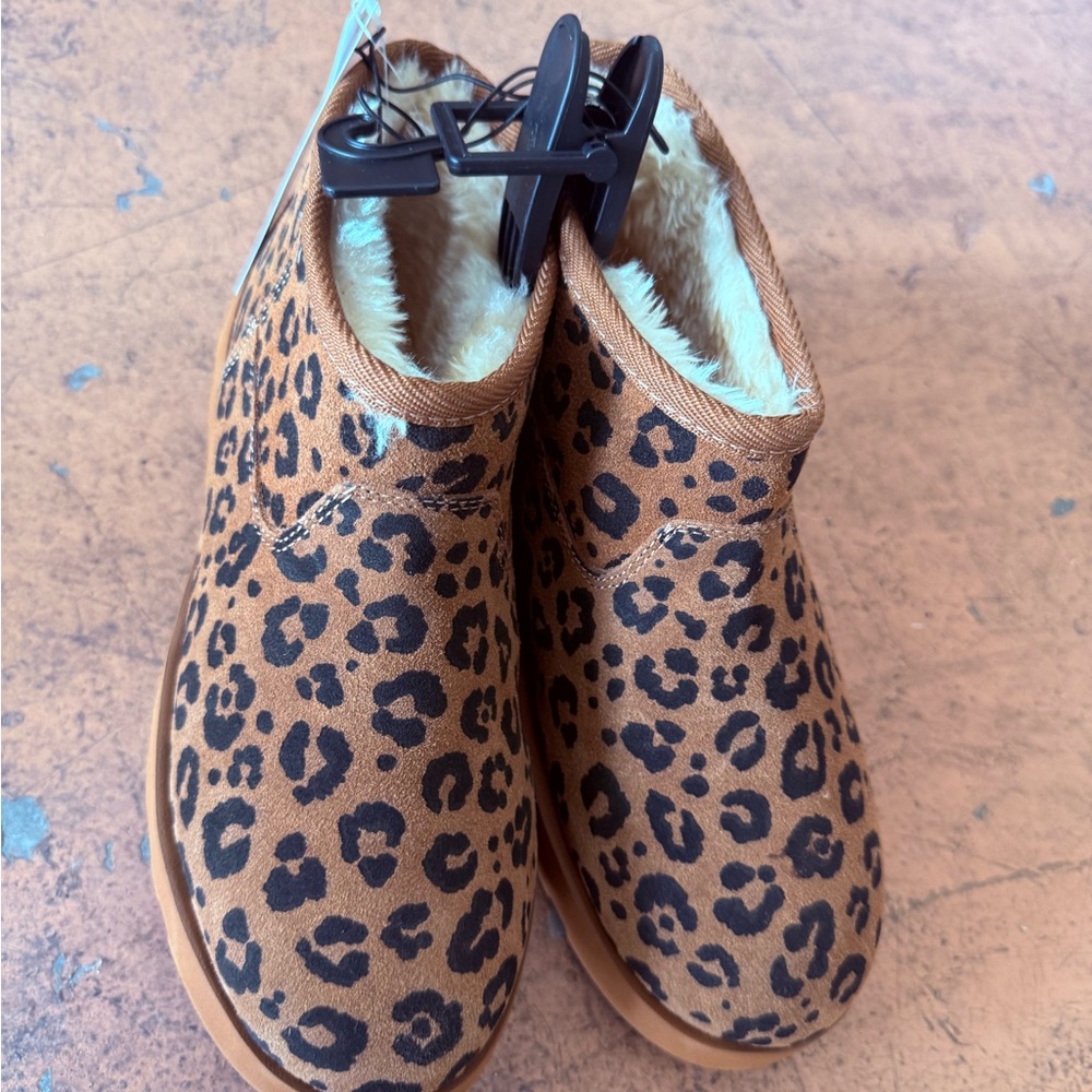 Time and Tru Brown Leopard Kids Boots